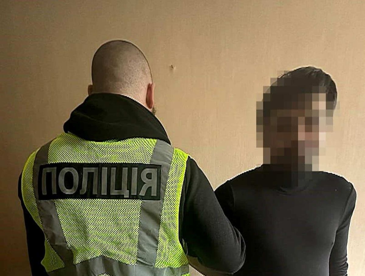 Поліція затримала подружжя за обман і обкрадання пенсіонерів у Франківську 
