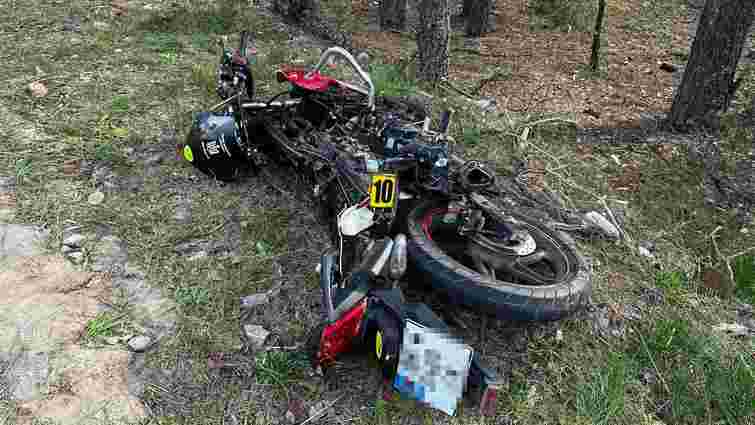 19-річний мотоцикліст важко травмувався у потрійній ДТП на Рівненщині