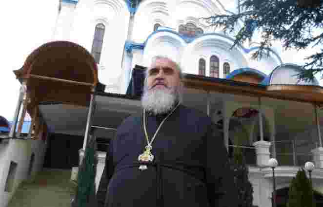 Ужгородський суд заборонив священику-сепаратисту Сидору спілкуватися з вірянами