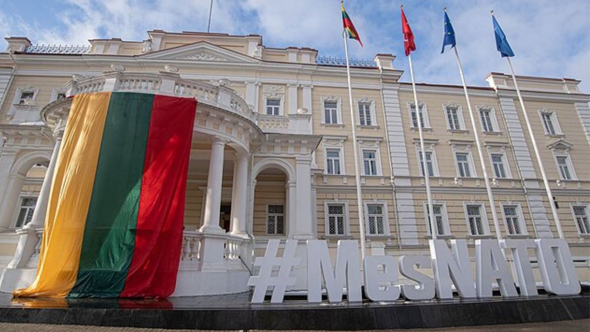 Литовці почали отримувати фейкові листи про мобілізацію для війни в Україні