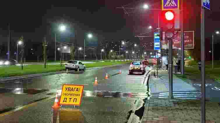 27-річний водій самоката потрапив у реанімацію після наїзду авто у Львові
