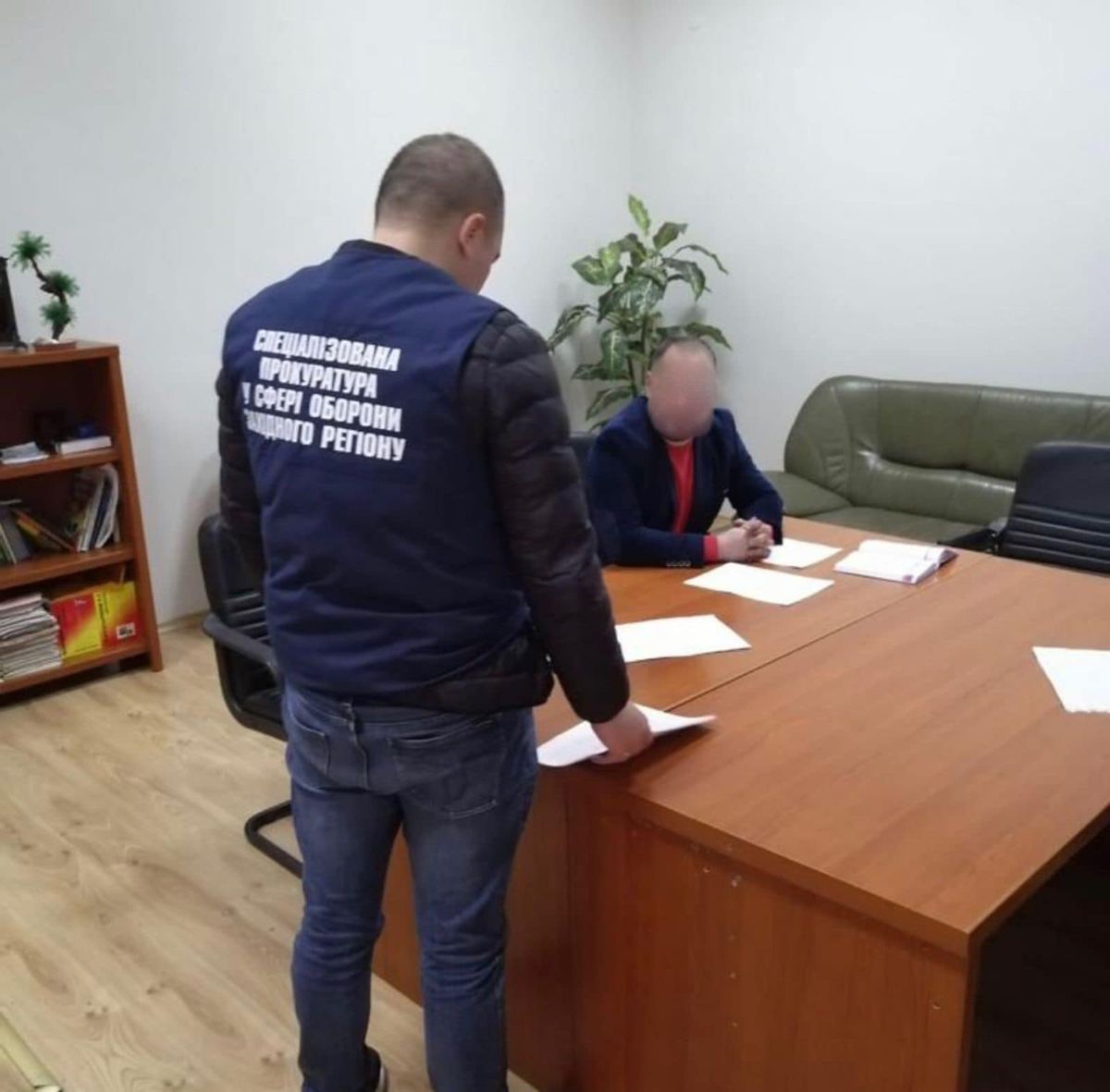 Троє посадовців у Франківську організували схему постачання неякісного вугілля 
