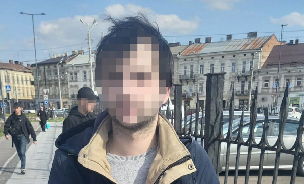 Шахрай з Одеси видурив у львівського пенсіонера 20 тис. доларів