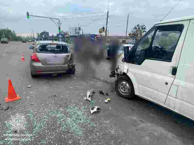 П'яний водій мікроавтобуса пошкодив п'ять автомобілів у Луцьку