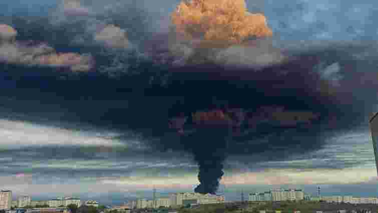 Супутник зафіксував наслідки вибуху на нафтобазі в Севастополі