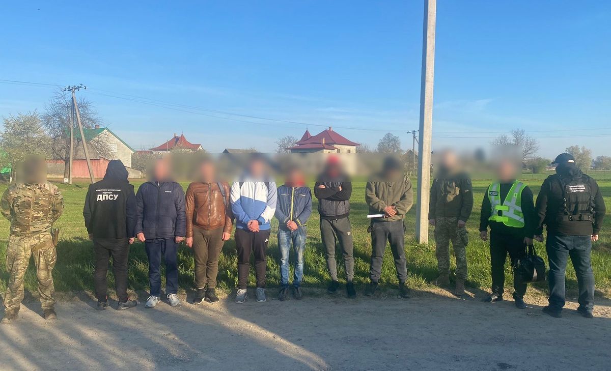 Буковинець організував нелегальне перевезення ухилянтів у Румунію