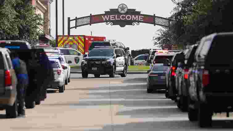 Через стрілянину в торговельному центрі Техасу загинули дев'ятеро людей