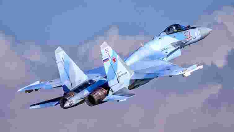 Російський винищувач створив аварійну ситуацію з польським літаком над Чорним морем