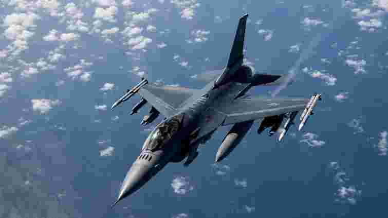 Нідерланди обговорюють із союзниками передачу Україні винищувачів F-16