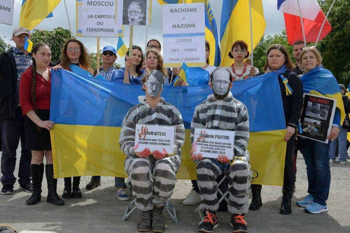 Українська громадська організація провела мітинги  #UnitedWeWin майже в 30 країнах світу