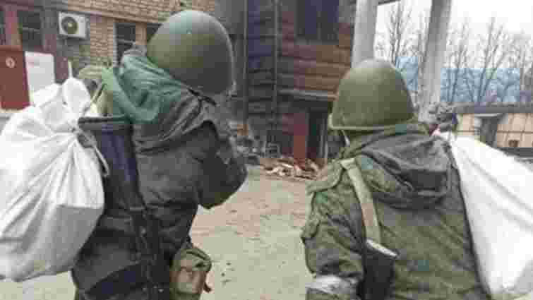 Росіяни на окупованих територіях стали частіше грабувати під приводом евакуації