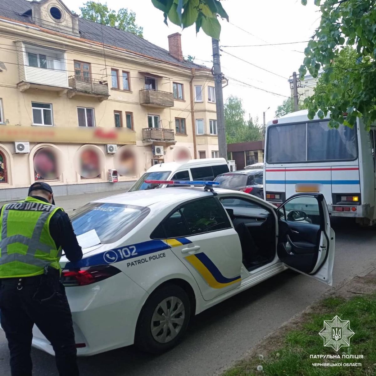 П'яний буковинець викрав маршрутку з автостанції і скоїв ДТП 