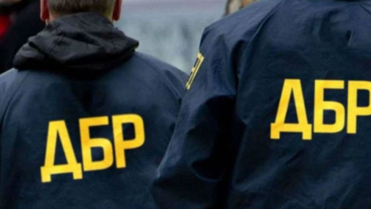 ДБР проводить обшуки у Київраді через депутатів-ухилянтів