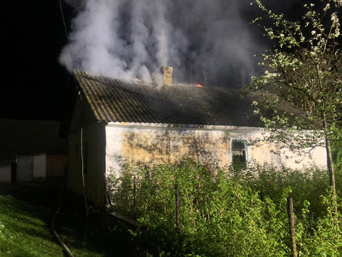 39-річний чоловік загинув внаслідок пожежі у будинку на Рівненщині
