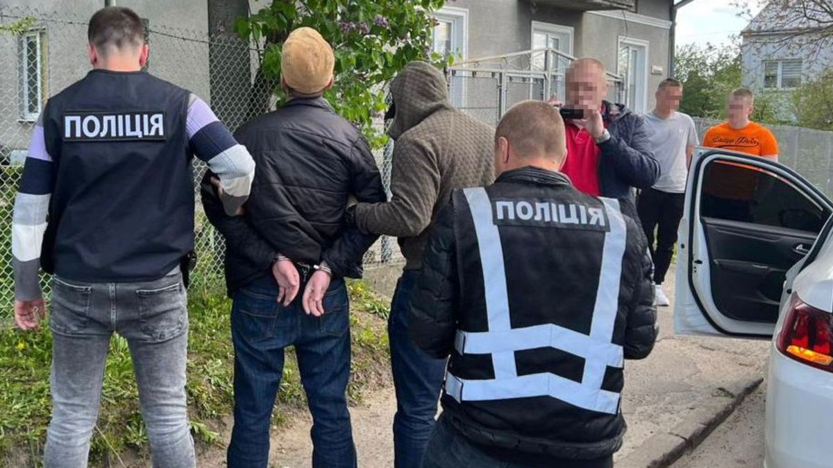Львів'янка організувала постачання метадону ув'язненим