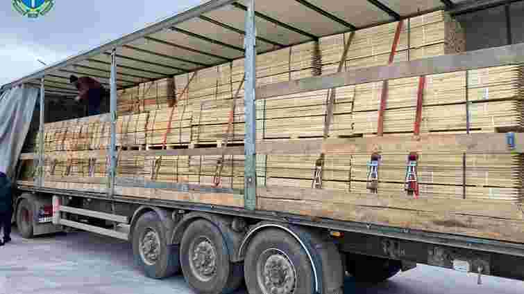 СБУ Буковини перекрила контрабанду цінної породи деревини