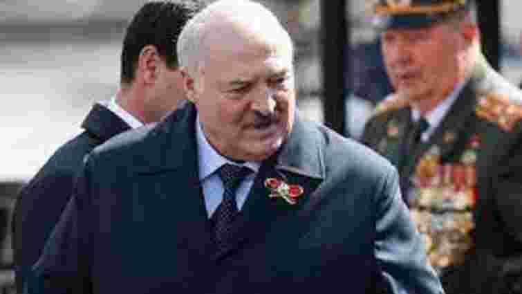Лукашенко не з’являється на публіці від часу параду у Москві, – ЗМІ
