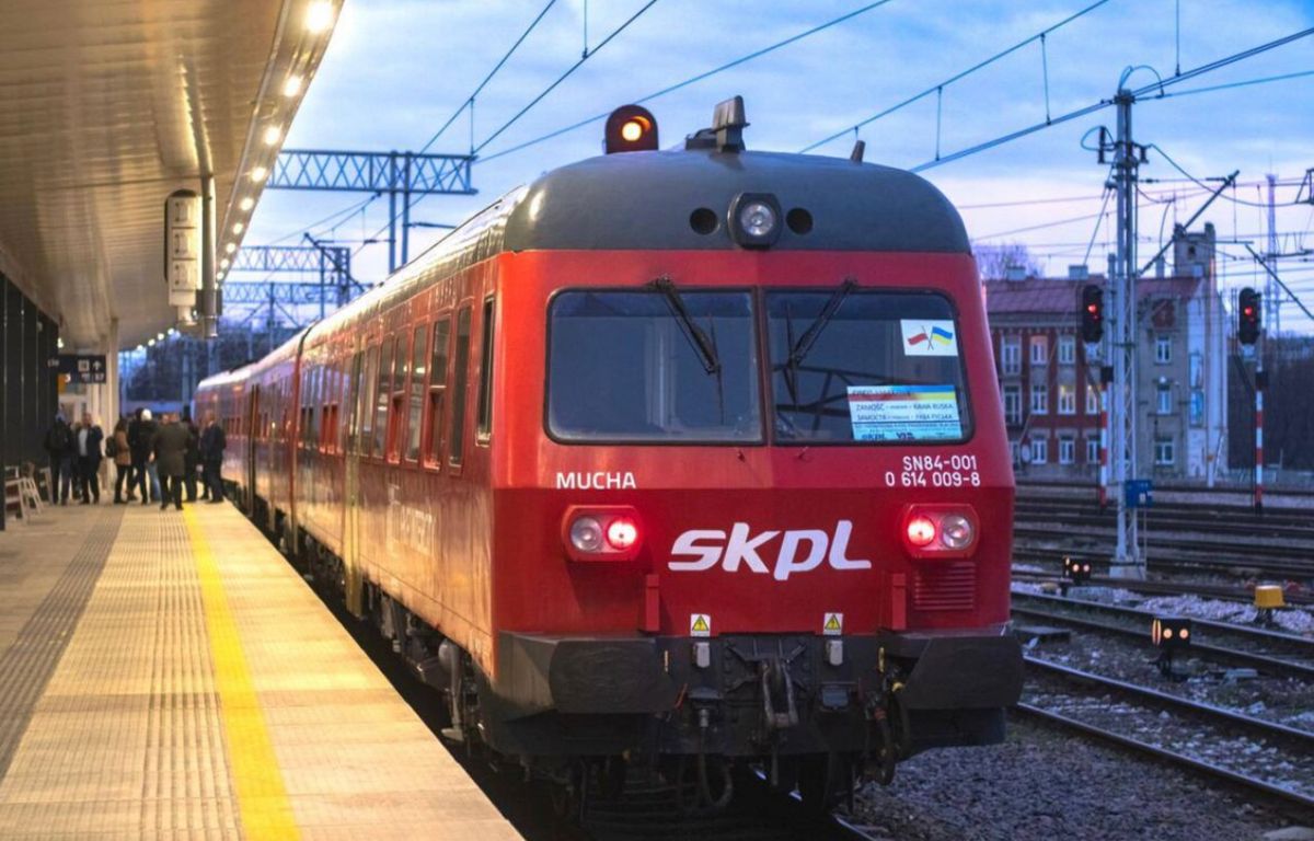 У червні польська залізниця планує запустити додаткові рейси в Україну 