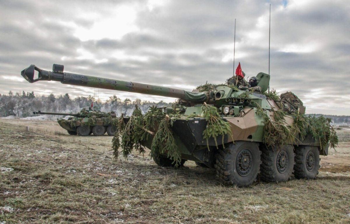 Франція передасть Україні десятки легких танків і бронемашин