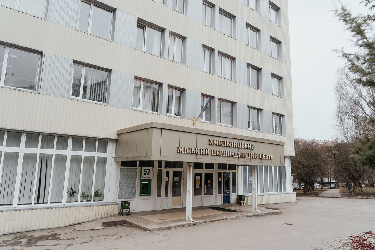 Хмельницький суд зобов'язав лікарів виплатити породіллі 50 тис. грн за неякісні послуги