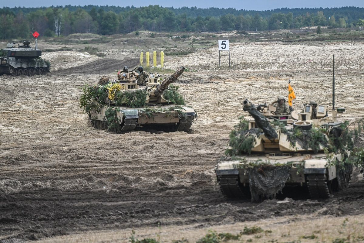 США доставили в Німеччину танки Abrams для навчання українських військових