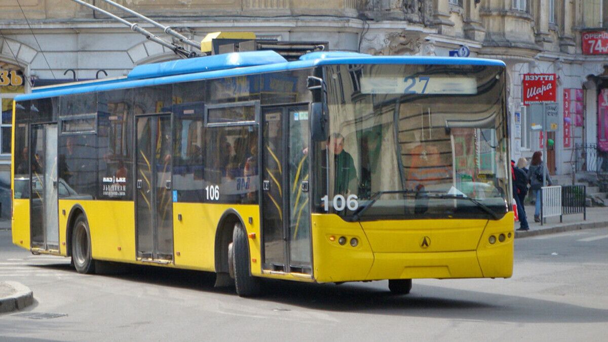 Через ремонт вулиці у Львові не курсуватиме тролейбус №27