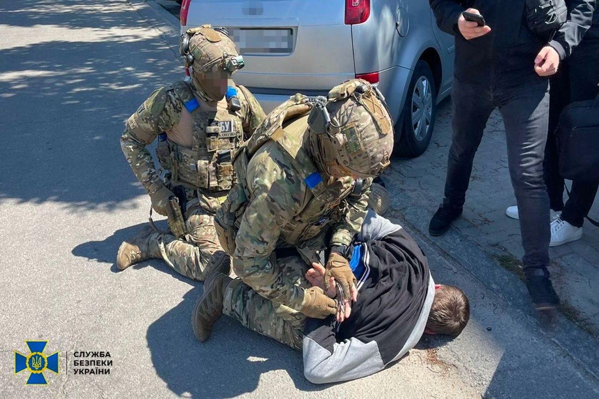 Екс-посадовець податкової міліції на Запоріжжі шпигував за ЗСУ під виглядом таксиста