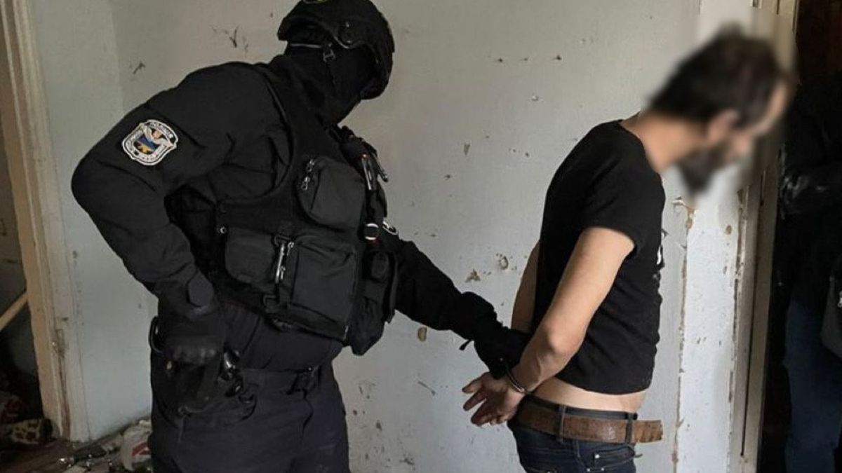 Дніпропетровський синдикат з багатомільйонним обігом поширював наркотики у прифронтових районах