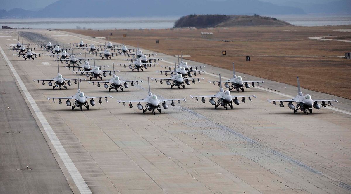 Повітряні сили розповіли, скільки винищувачів F-16 може отримати Україна