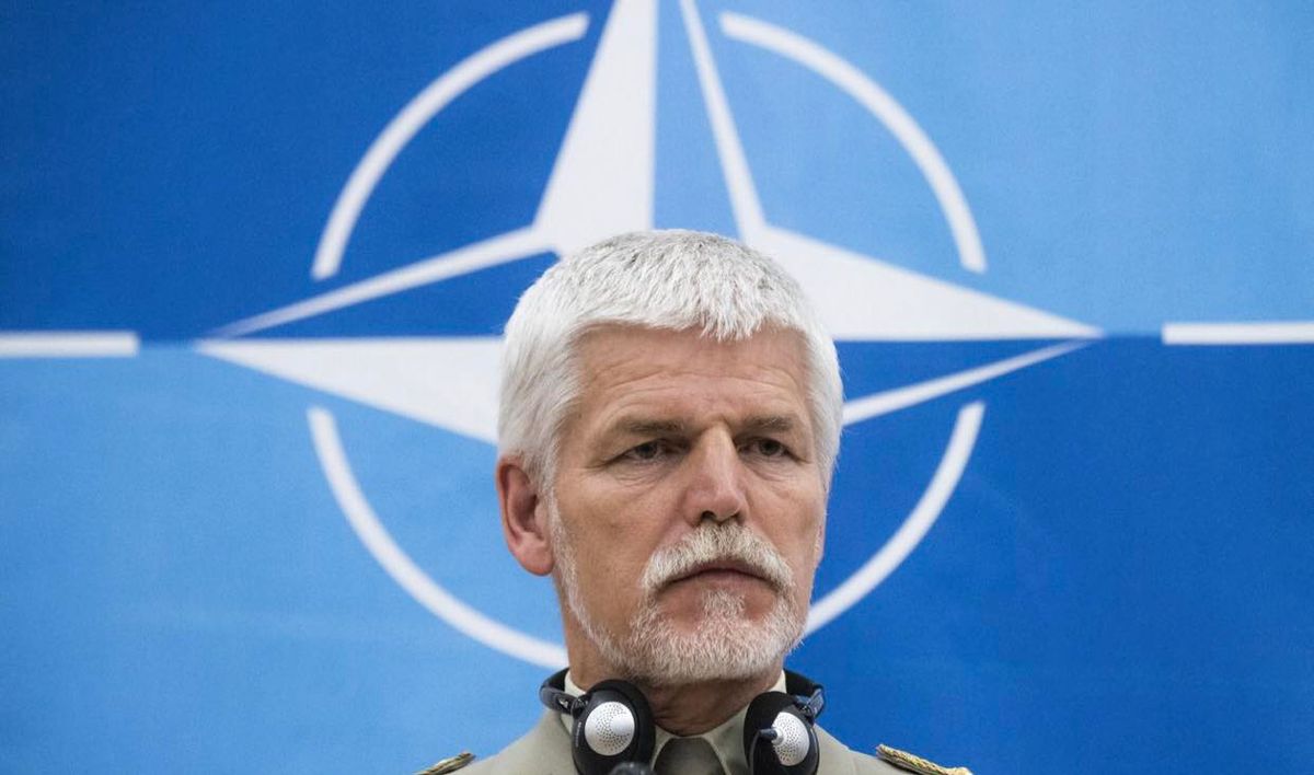 Президент Чехії закликав розгромити Росію в Україні