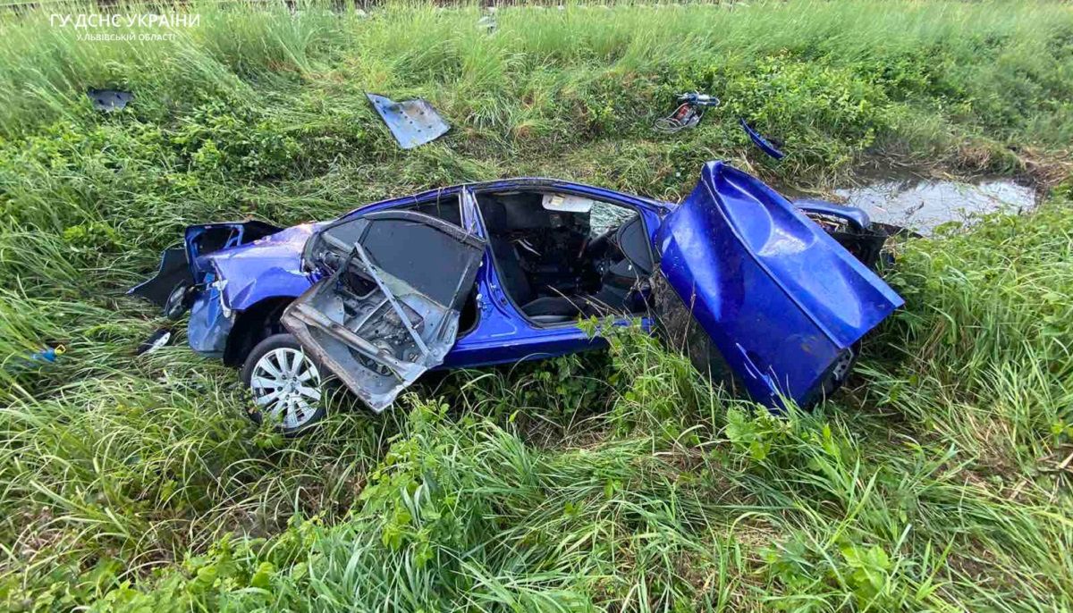 24-річний пасажир Mazda загинув у ранковій ДТП біля Кам'янки-Бузької