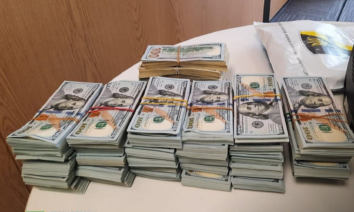 Детективи НАБУ вилучили ще півмільйона доларів у справі Князєва