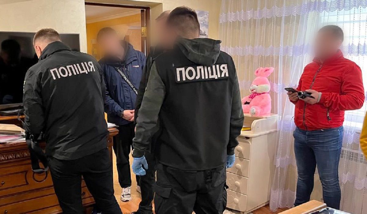 У Львові затримали шахраїв, які привласнили 6 млн грн з чужих рахунків