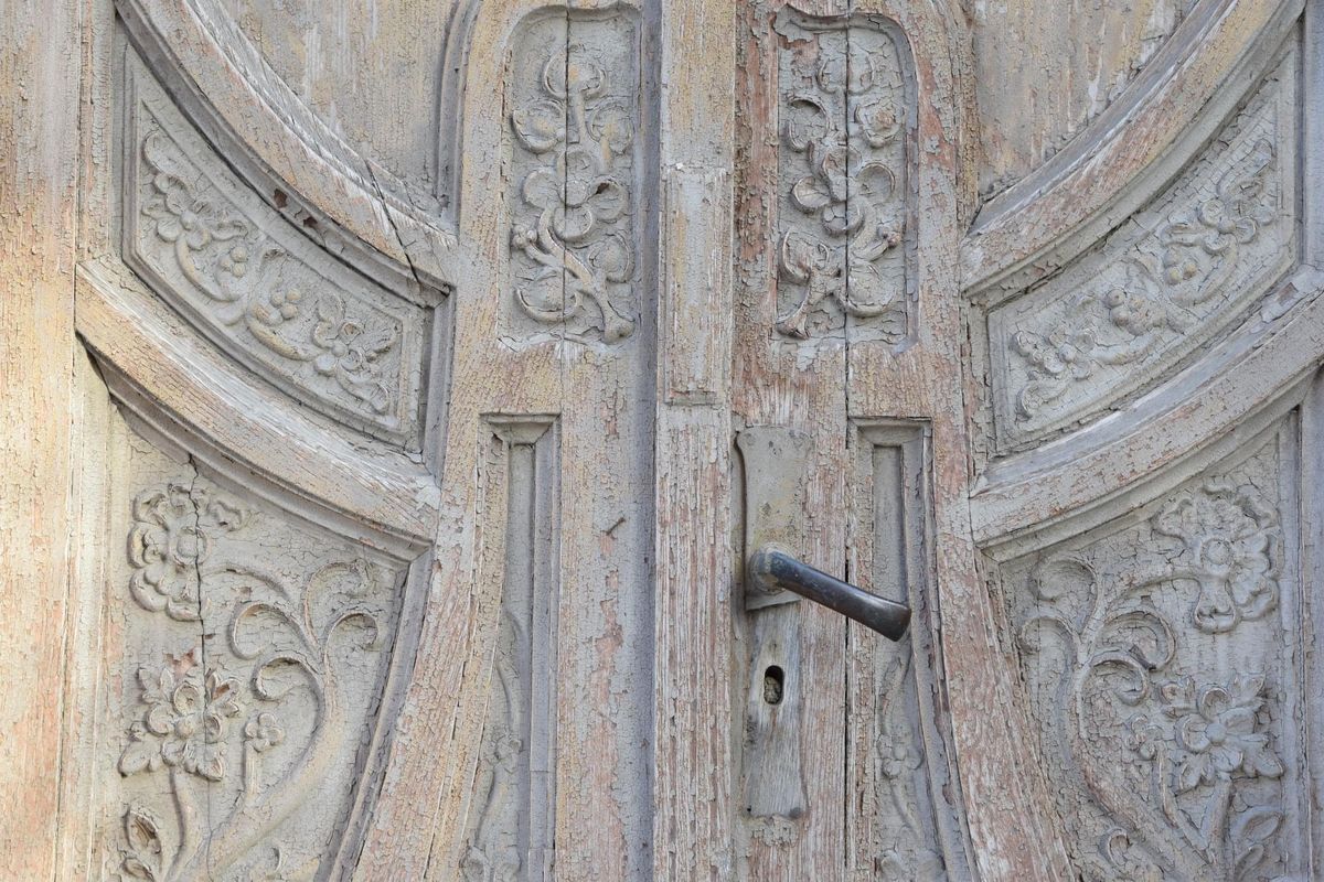 В Івано-Франківську відреставрують старовинні брами з Чорткова