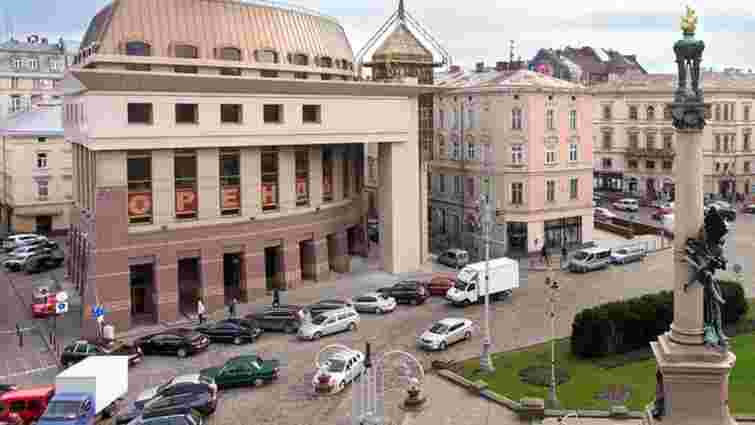 Колишній будинок «Укрсоцбанку» в центрі Львова повторно виставили на продаж