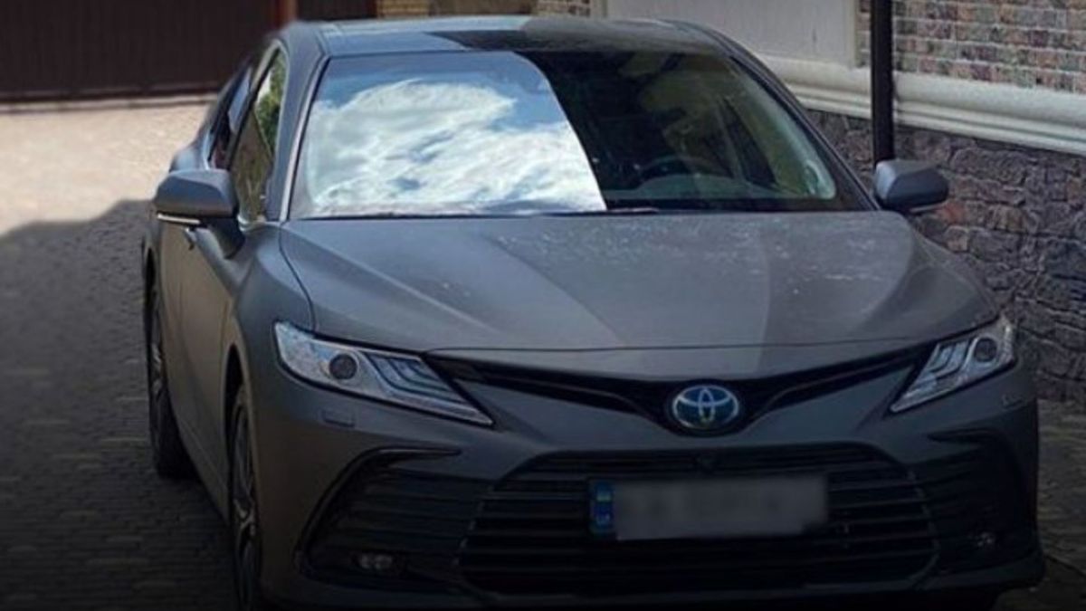 Посадовець «Укрзалізниці» взяв хабар автомобілем за півтора мільйона гривень