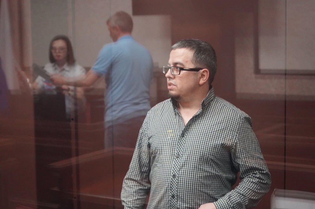 У Криму засудили до 18 років колонії кримськотатарського активіста Ернеса Сейтосманова
