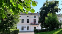 Під час відновлення годинника на ратуші Бібрки реставратор виявив сторічну аферу