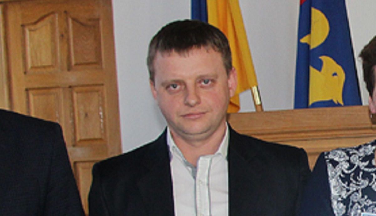 Екс-голову сільради з Львівщини спіймали на розкраданні грошей під час будівництва дитсадка