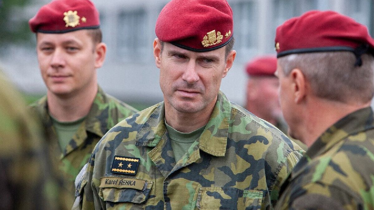 Глава генштабу Чехії закликав готуватись до «поганого сценарію» війни в Україні