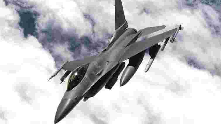 Повітряні сили розповіли, скільки Україні треба F-16 для переваги у повітрі