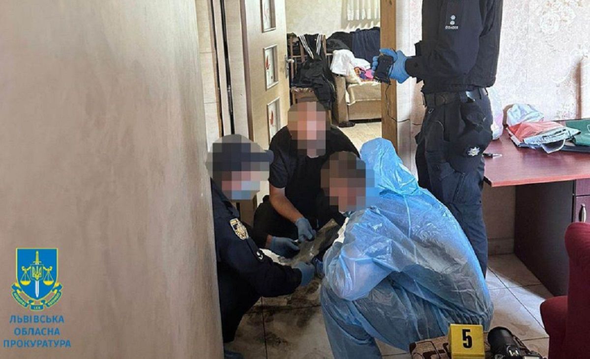 На Львівщині п'яний 20-річний хлопець вбив хрещеного батька 