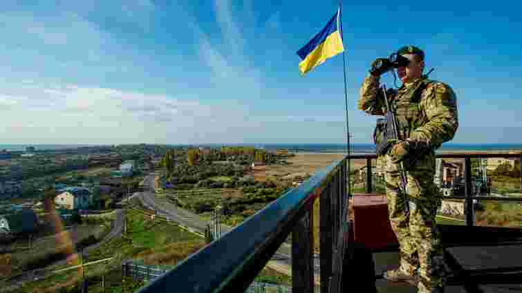 Білоруси намагалися переманити українських прикордонників борщем 