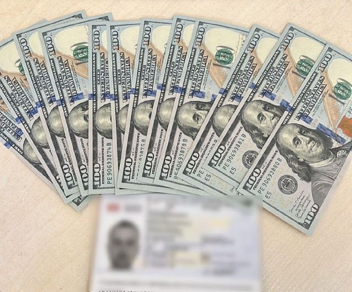 На Львівщині 27-річний киянин пропонував прикордонникам $1200 за перетин кордону