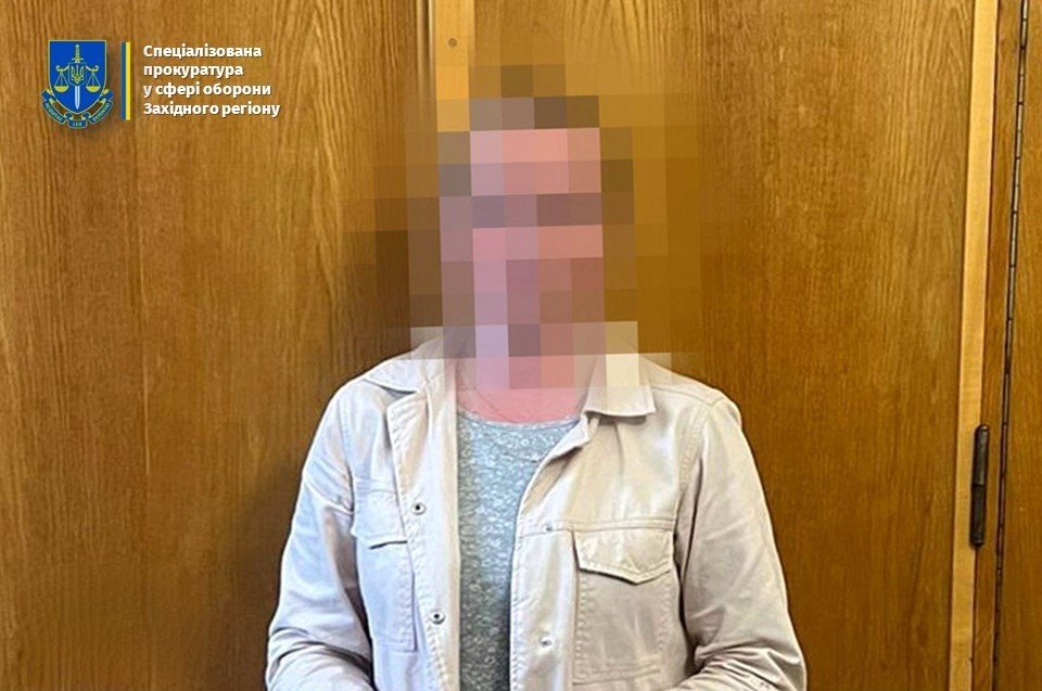 Двоє військовослужбовців та медична працівниця дислокувалися у різних підрозділах на території Яворівського полігону (фото Офісу генпрокурора)