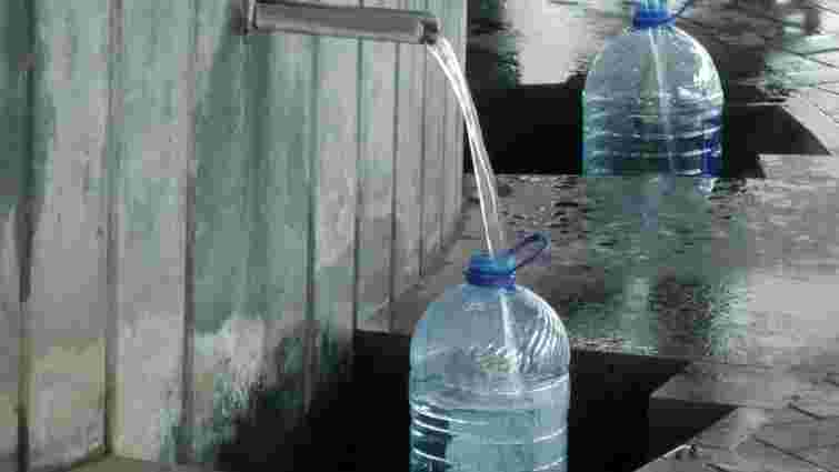 З Тернопільщини в Херсон відправлять 50 тонн питної води