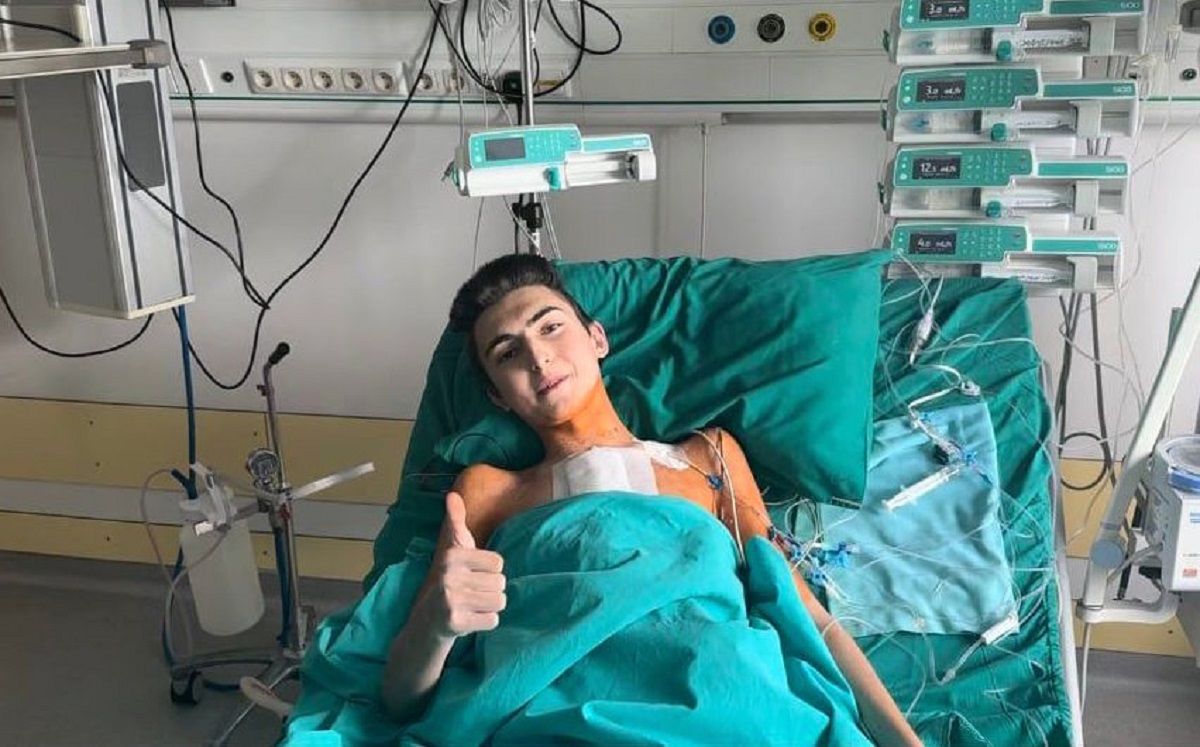 Вперше за час війни медики гелікоптером доставили у Київ донорське серце