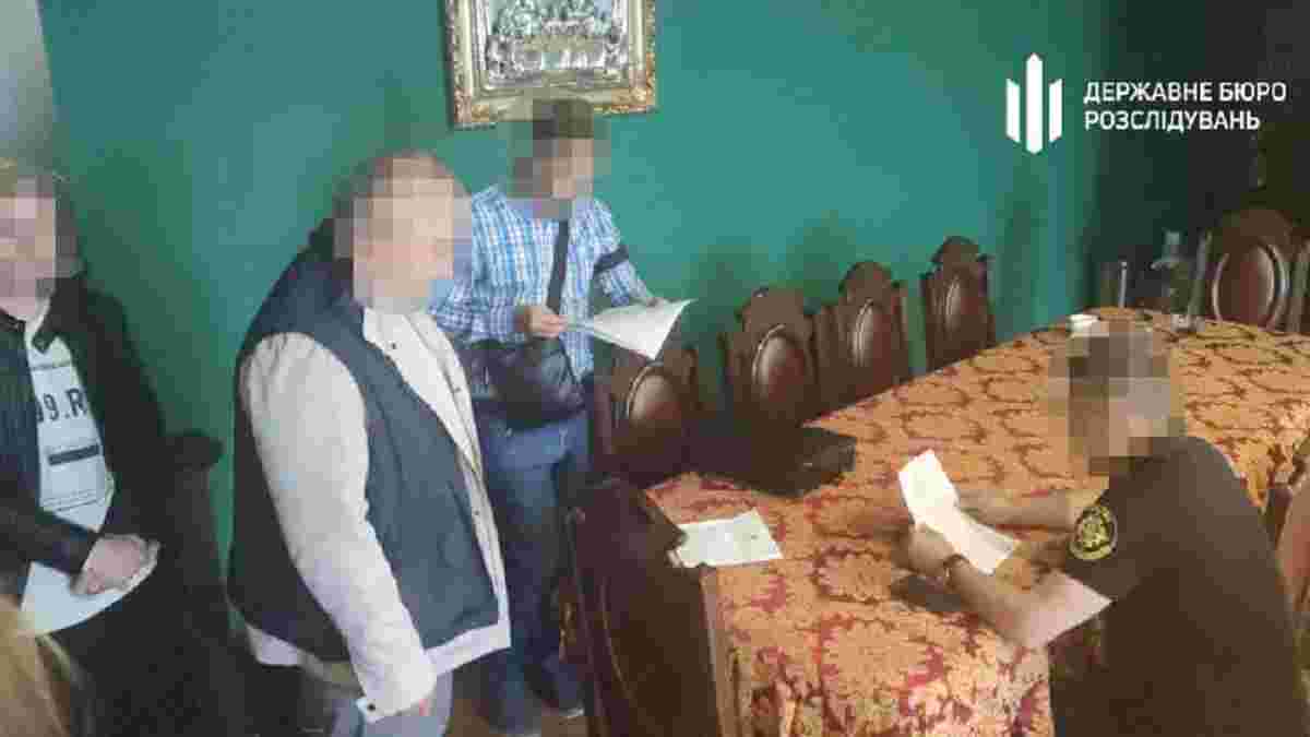 Посадовець Укртрансбезпеки щомісяця вимагав у перевізників 10 тис. грн відкату - ZAXID.NET