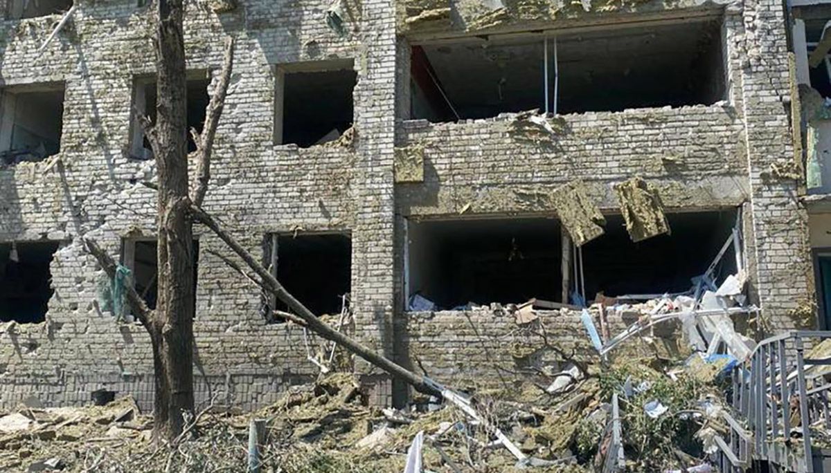 Росіяни скинули керовану авіабомбу на лікарню в Гуляйполі