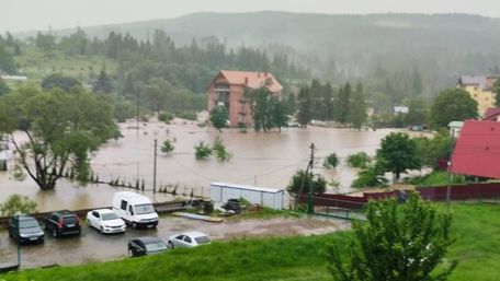 Після Каховської ГЕС росіяни підірвали дамбу в Запорізькій області - ZAXID.NET